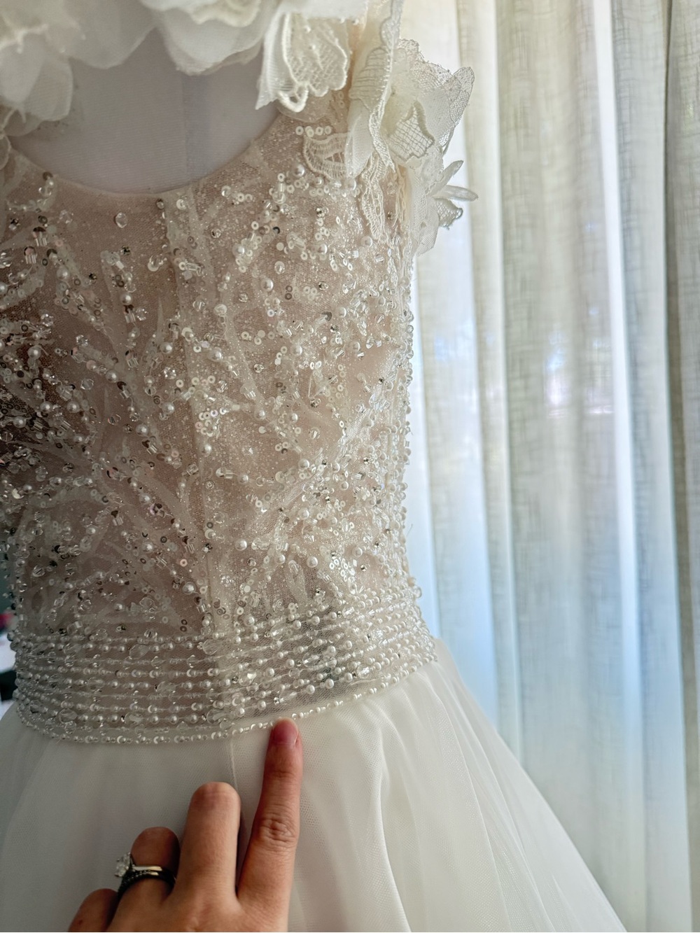 Ronald Joyce Off The Shoulder Tulle ALine Gown - Sample Dress size 6 - Picture 8 of 14